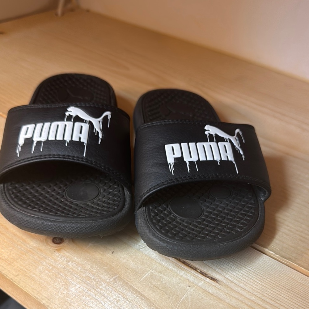 Puma Kids Black Slide Sandals